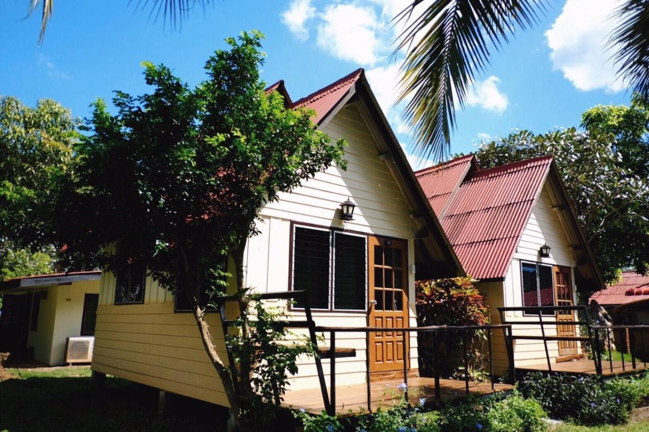 Naphatphorn Resort Tha Kradan Exterior foto